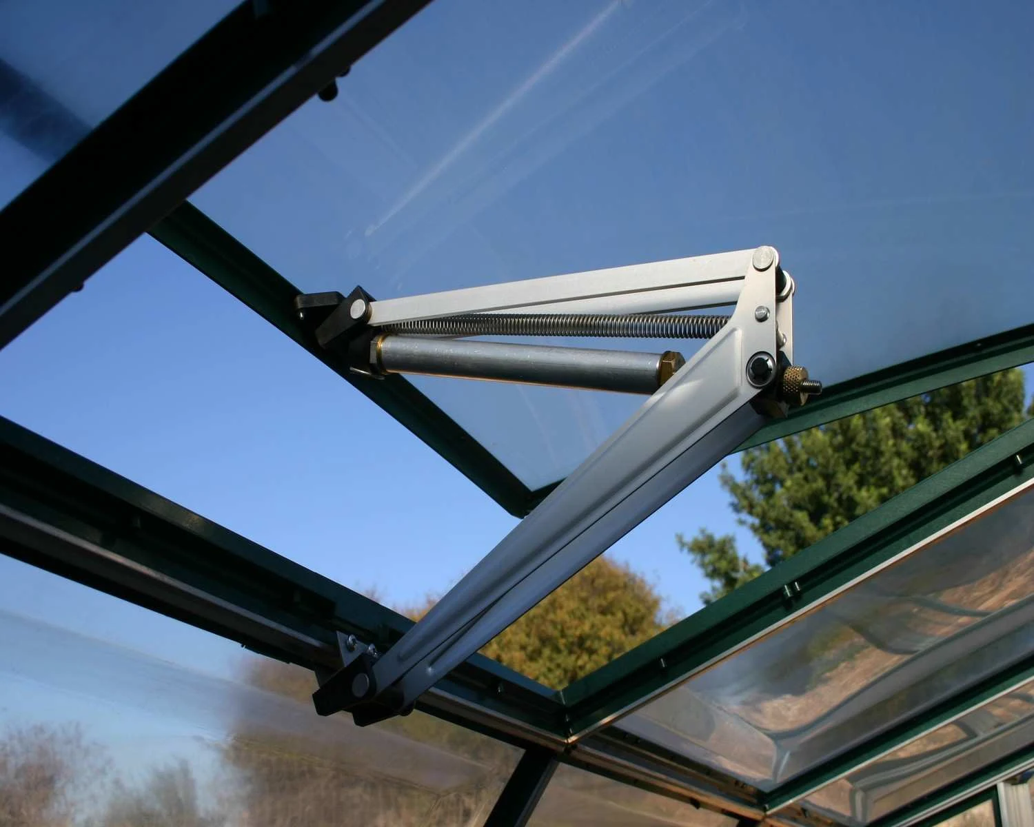 Palram Automatic Greenhouse Vent Opener